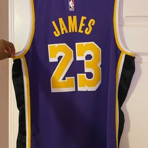 Lebron James Jersey